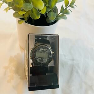 LHS 2000 Digital Watch Water Resistant Lap/Time/Date Watch NIB